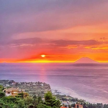 La Piazza Beb Bed & Breakfast Tropea Exterior foto