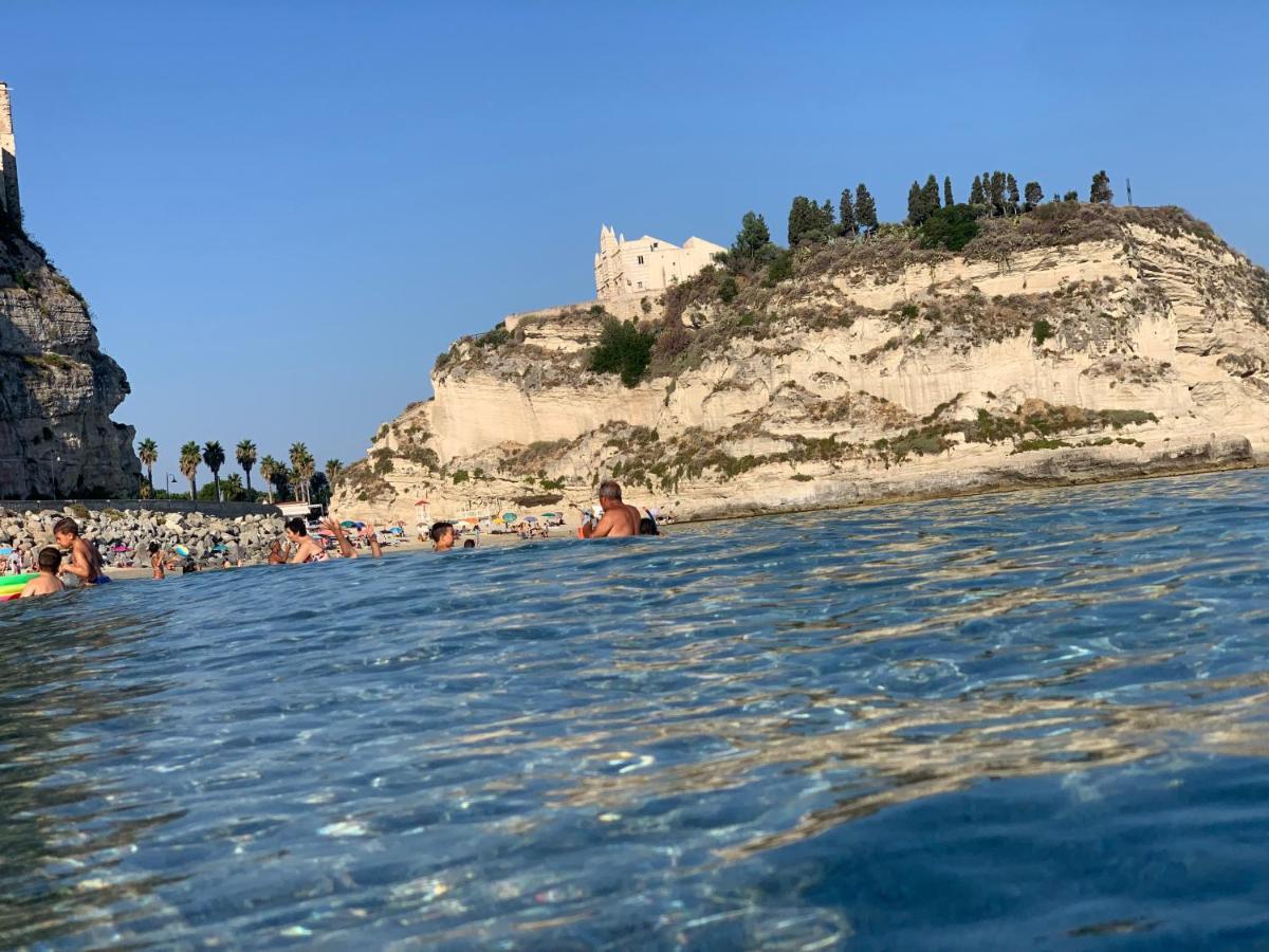 La Piazza Beb Bed & Breakfast Tropea Exterior foto